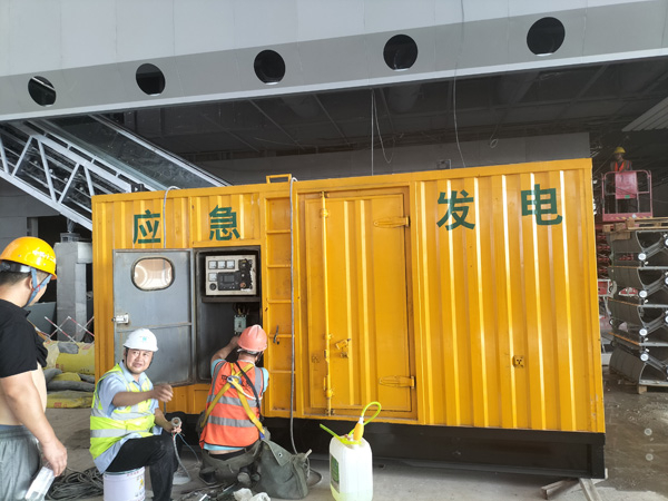 河东怎样判断空气滤清器是否需要更换？